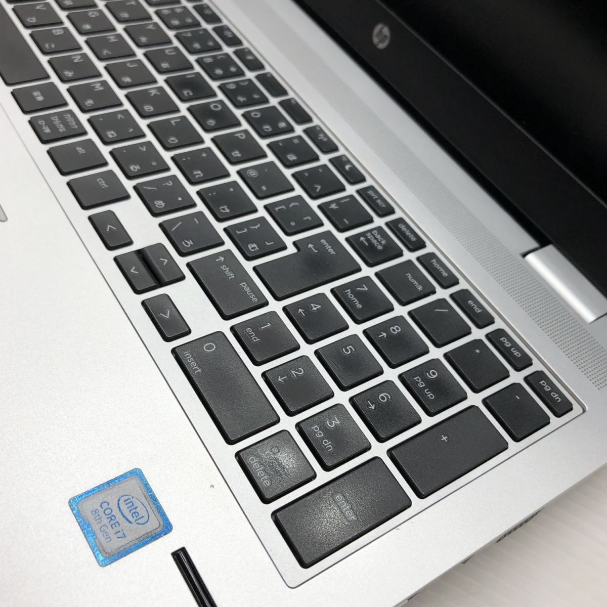 kham-pha-laptop-cu-gia-re-tai-tien-lang