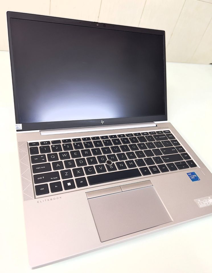 HP Elitebook 840 G8 intel i5 1145G7 Ram 16GB DDR4 SSD 256GB Nvme 14.0 inch Full HD